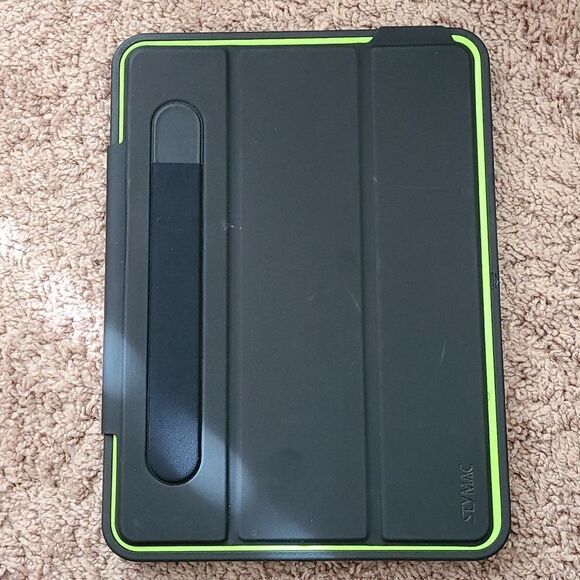 Apple iPad 10.2 case in black with green outlines - Picture 1 of 3